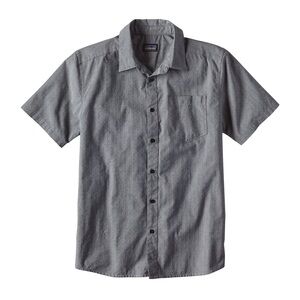 Patagonia men’s organic cotton fezzman button front short sleeve shirt size M